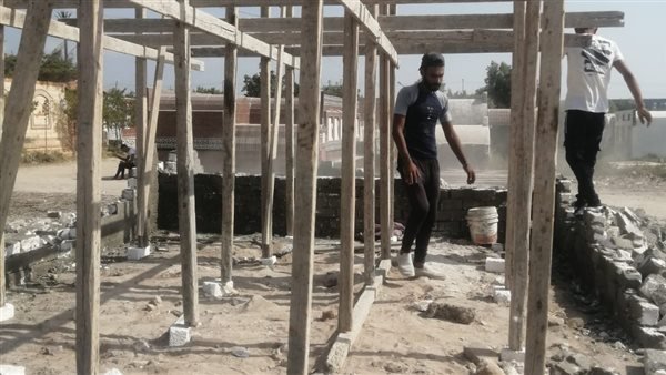 إزالة 8 مقابر مخالفة بقرية أبيس العاشرة بالإسكندرية