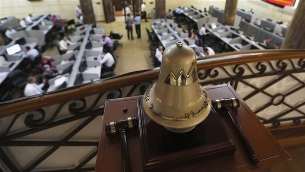 تراجع معظم مؤشرات البورصة بمنتصف تعاملات اليوم