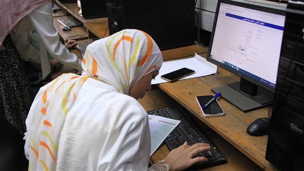 مد التقديم لتنسيق المرحلة الثالثة للثانوية العامة يومًا إضافيًا