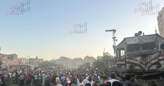 مشاهد حصرية لحادث تصادم قطارين في الشرقية.. صور